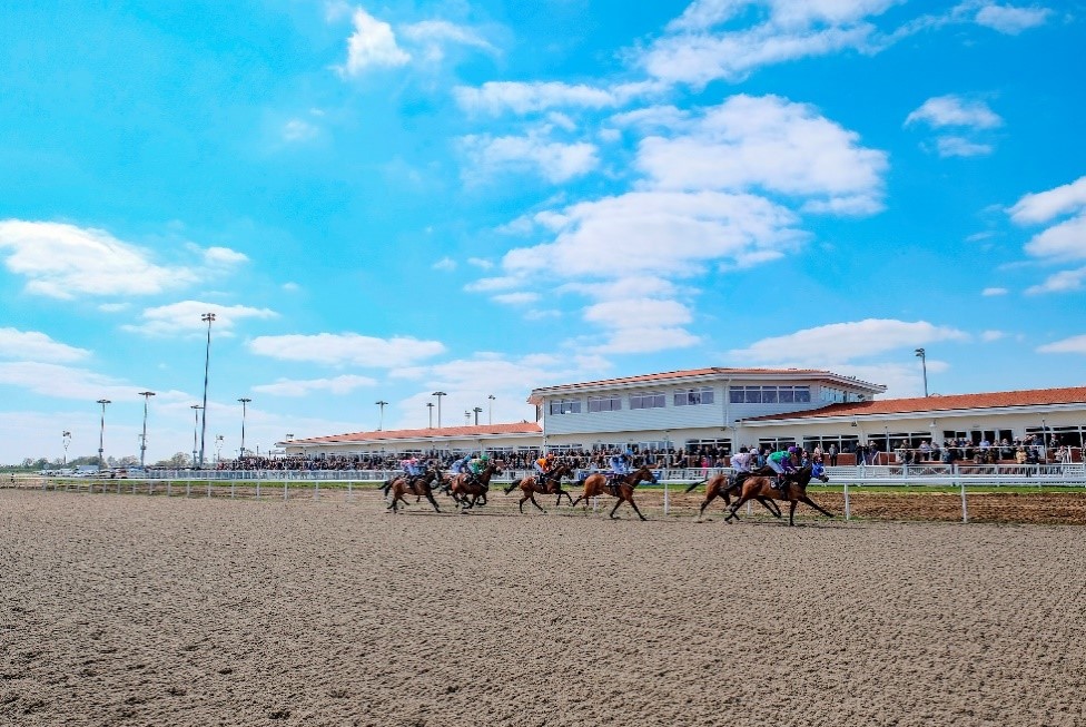 NEW MEDIA RIGHTS DEAL UNDERPINS EXCITING FUTURE FOR CHELMSFORD CITY RACECOURSE